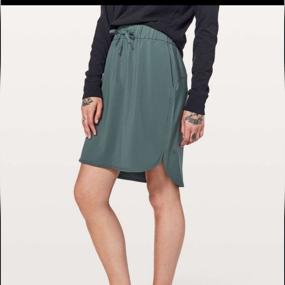 Lululemon On The Fly Skirt 21" GravityGreen Unlined Drawstring Pockets size 4! - Picture 2 of 13
